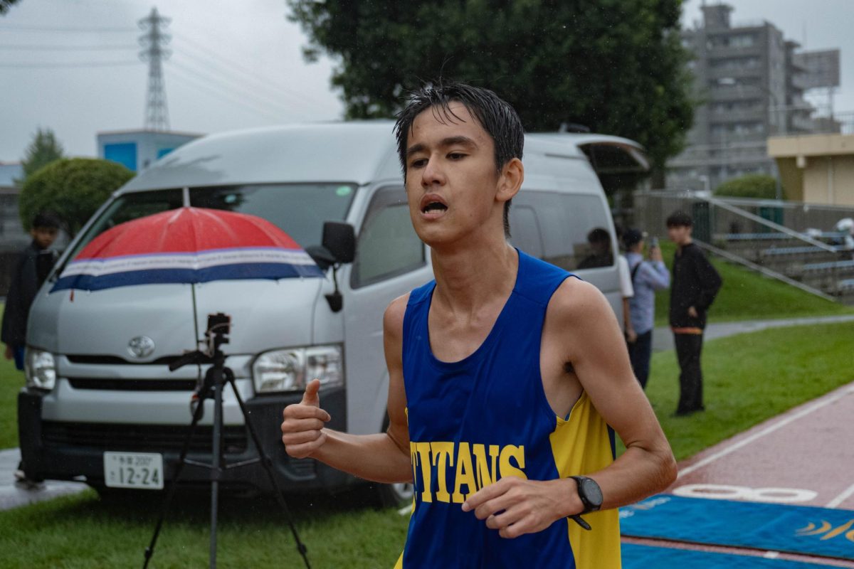 Ty (`29) running