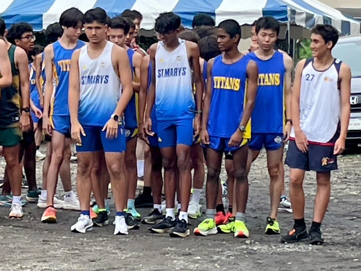 Varsity team at the start line before the race