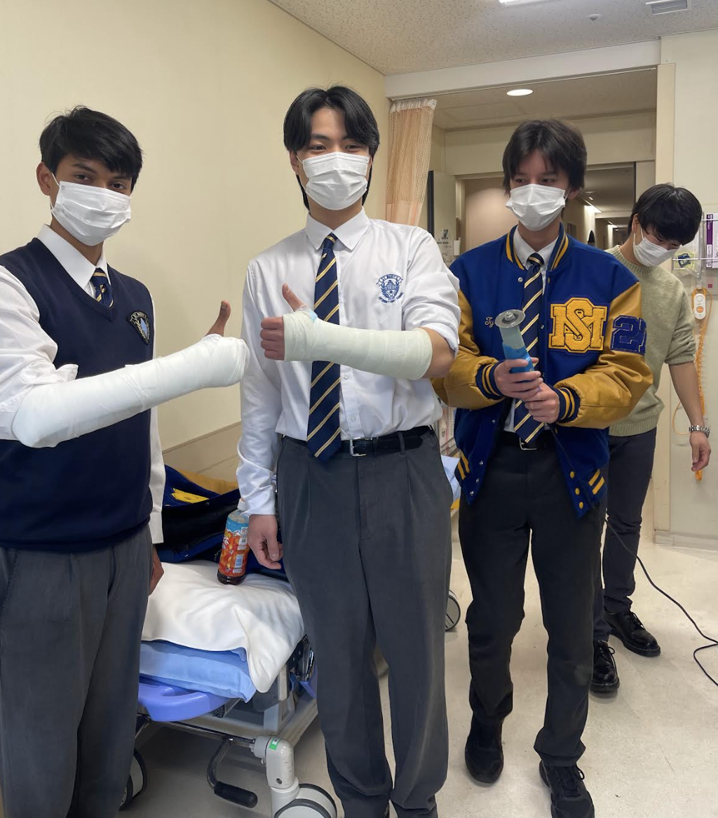 First Aid Club Students Visit the Jikei Medical School